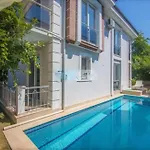 Villa Detached With Private Pool In Calista *