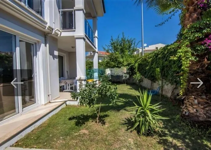 Detached With Private Pool In Calista *