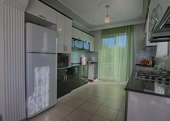 Detached With Private Pool In çalışta Villa