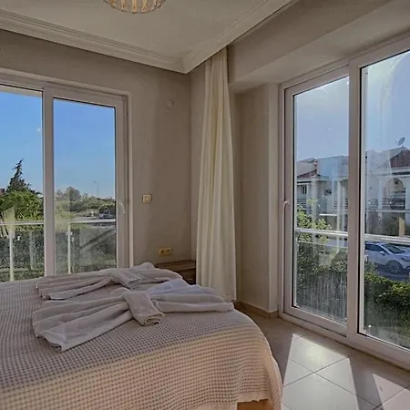 Villa Detached With Private Pool In Calista